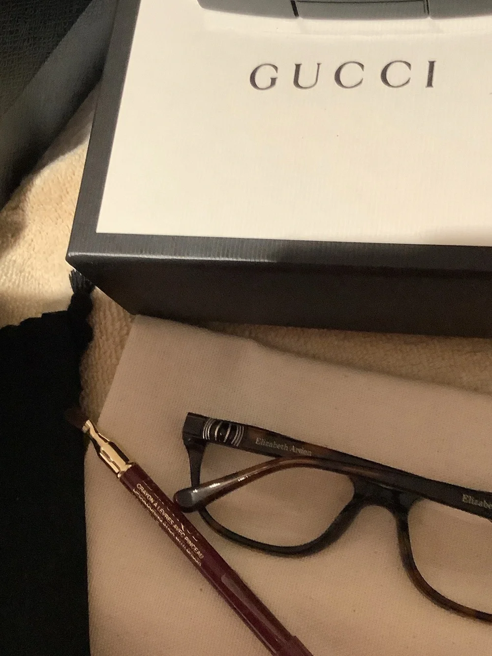 CHANEL Black Compact with Red Lipstick and White Gift Box